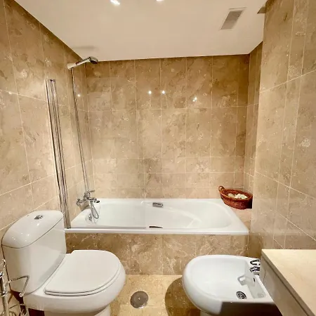 Lomas Del Club - Eaw Homes Apartamento